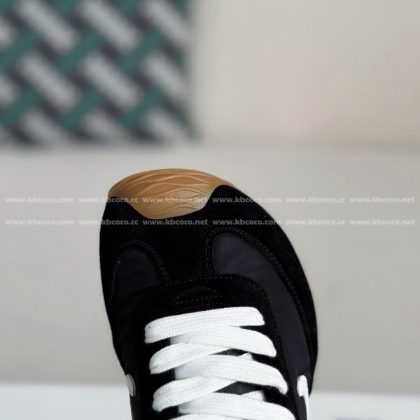 Loewe Ballet Runner 2.0 Leather Casual Shoes