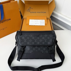 「#5220」LV VOYAGER Small Black Floral Postman Bag M12517,Size:22.5*11*33