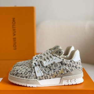「#1353」LOUIS VUITTON TRAINER SNEAKERS