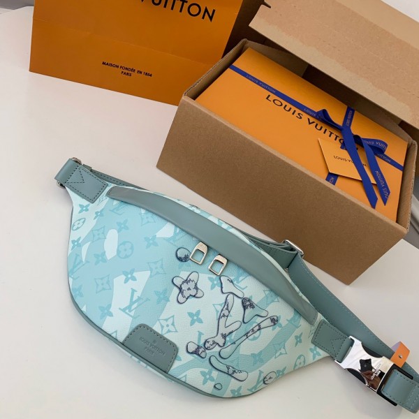 Louis Vuitton 2023 New DISCOVERY Water Drop Green Waistpack M22765 Size: 44 * 15 * 9cm