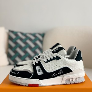 「#1472」Louis Vuitton New York Exclusive Trainer Sneakers