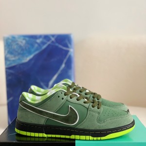 「#1486」Nike UA Dunk SB Low Orange Lobster Sneakers
