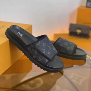 「#1524」LOUIS VUITTON  WOMEN'S SLIPPERS