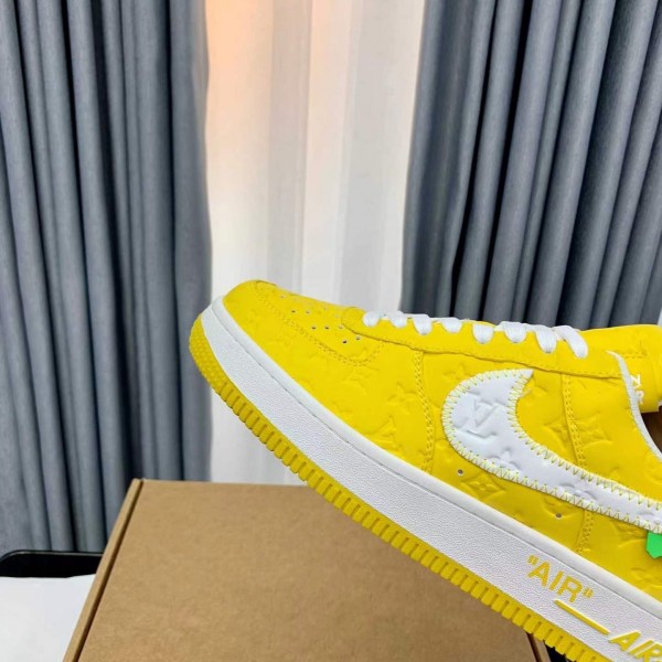 LOUIS VUITTON × NIKE AIR FORCE 1 SNEAKER