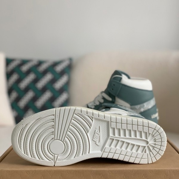 Louis Vuitton x Nike Air Jorda 1 High AJ1 Sneakers