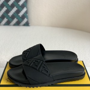 「#1585」Fendi slippers