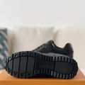「#1642」Louis Vuitton Run Away Sneakers