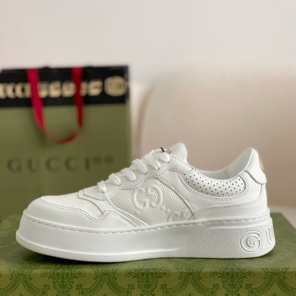 Gucci sneakers Cowhide