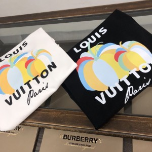 「#1661」Louis Vuitton 2023 new autumn and winter couples style round neck sweatshirt