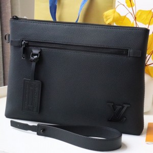 「#1662」LOUIS VUITTON logo calfskin protective case clutch 30*22*5cm