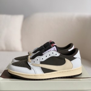 「#821」Nike AirJordan1 x TravisScott  AJ Low