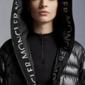 「#1692」Moncler Solid color hooded zippered down long sleeves for woman