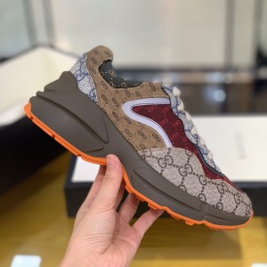 「#329」Gucci Retro Clunky Sneaker