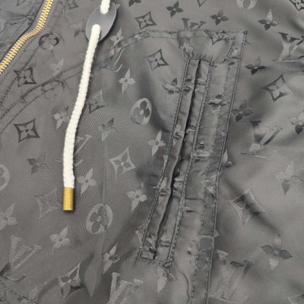 Louis Vuitton Jacquard presbyopic fabric belted women