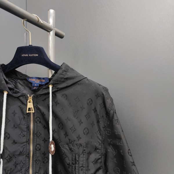 Louis Vuitton Jacquard presbyopic fabric belted women