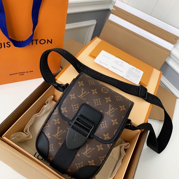 LOUIS VUITTON ARCHY messenger bag M46442 SIZE:22*16*7CM