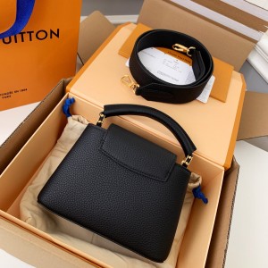 「#432」LOUIS VUITTON Capucines mini frame M56071 size:21*14*8cm