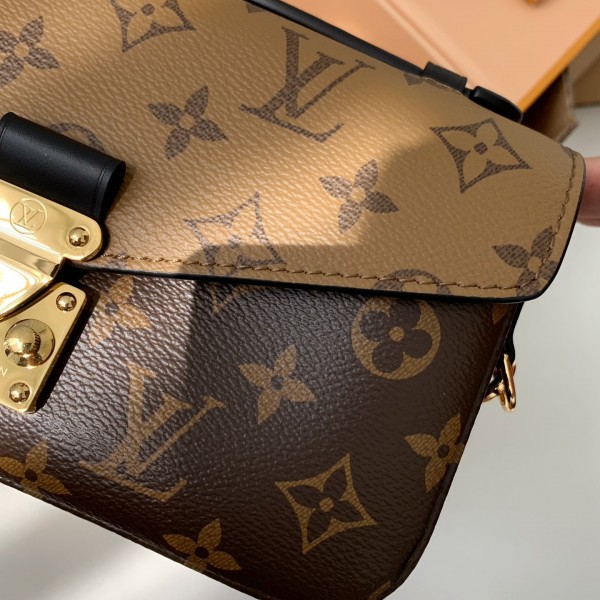 LOUIS VUITTON Pochette Metis EAST WEST messenger bag M46225，size：21.5*13.5*6CM