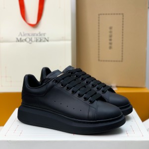 「#454」Alexander McQueen versatile Sneakers