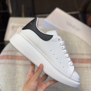 「#459」Alexander McQueen MQ black cowhide tail Sneakers
