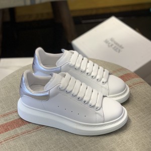 「#462」Alexander McQueen MQ silvery cowhide tail Sneakers