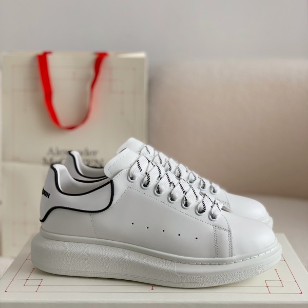 「#464」Alexander McQueen MQ white film tail Sneakers