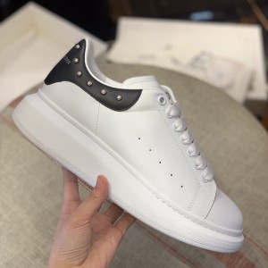 「#466」Alexander McQueen MQ black tail Rose nail Sneakers