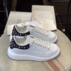 「#467」Alexander McQueen MQ Cross nail tail Sneakers