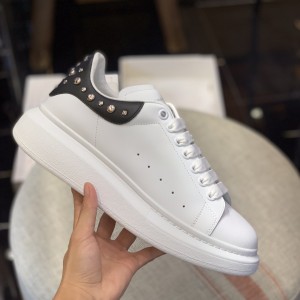「#467」Alexander McQueen MQ Cross nail tail Sneakers