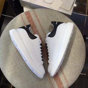 「#483」Alexander McQueen MQ Black film tail Sneakers
