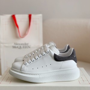 「#484」Alexander McQueen MQ Dark grey velvet tail Sneakers