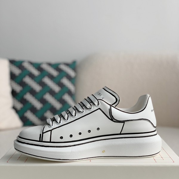 Alexander McQueen MQ White hand-painted Sneakers