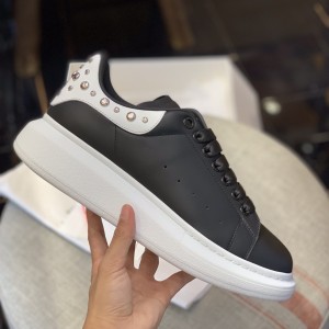 「#497」Alexander McQueen MQ Black Cross nail tail Sneakers