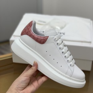 「#500」Alexander McQueen MQ Powdery bead Stone grain tail Sneakers