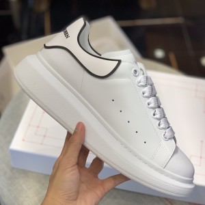 「#511」Alexander McQueen MQ  white film tail Sneakers