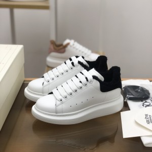 「#518」Alexander McQueen MQ Black velvet Lining Sneakers