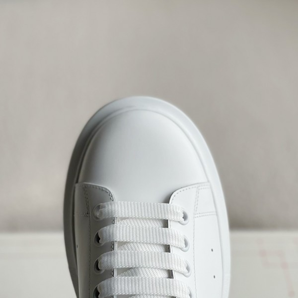 Alexander McQueen MQ Jelly Dark Blue Tail Sneakers