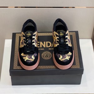 「#531」FENDI × VSC Match Sneakers
