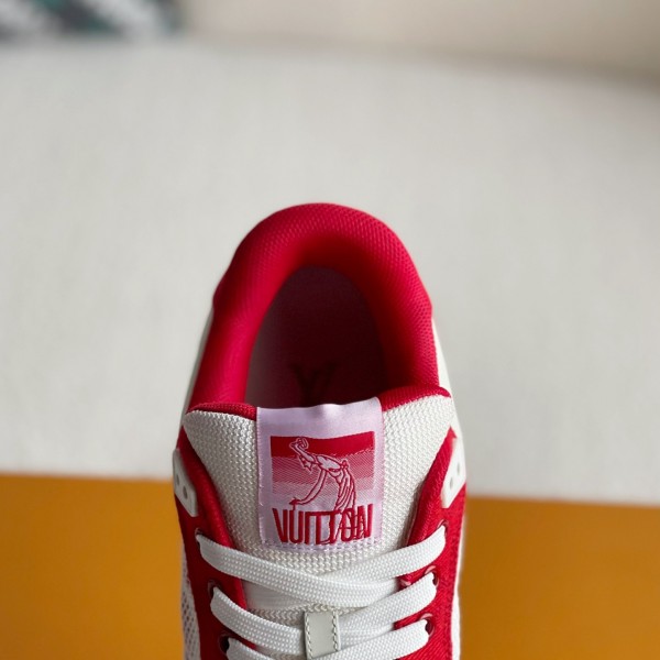 LOUIS VUITTON TRAINER Sneakers