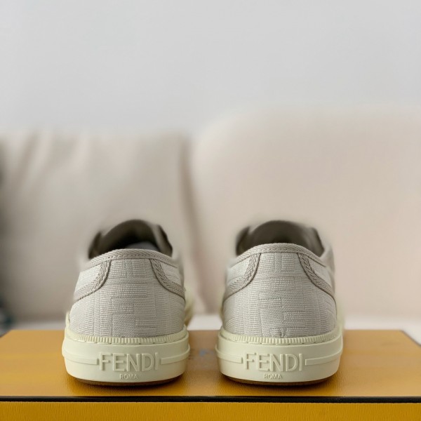 FENDI Canvas shoe Sneakers