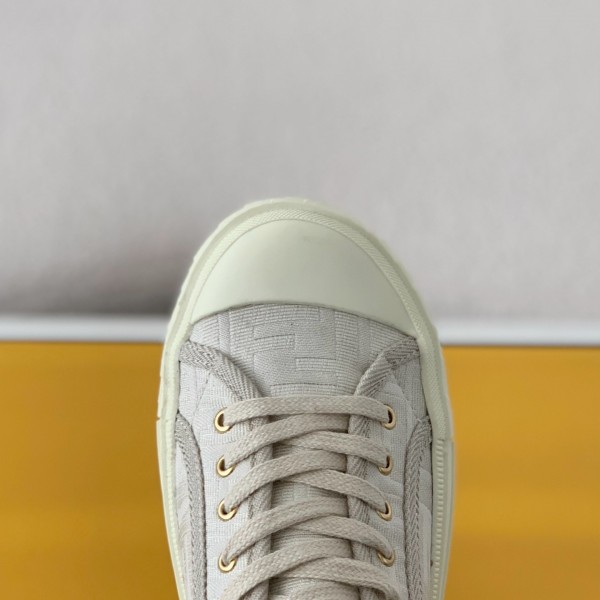 FENDI Canvas shoe Sneakers