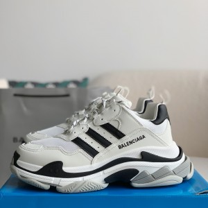 「#1984」Adidas X Balenciaga Triple S Sneakers