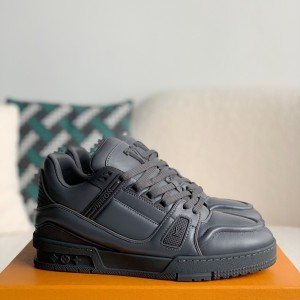 「#1992」Louis Vuitton Trainer Sneakers
