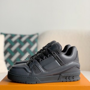 「#1992」Louis Vuitton Trainer Sneakers