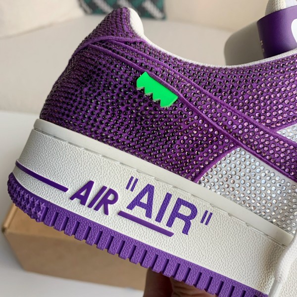 LOUIS VUITTON × NIKE AIR FORCE 1 SNEAKER