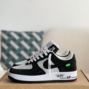 「#2003」LOUIS VUITTON × NIKE AIR FORCE 1 SNEAKER