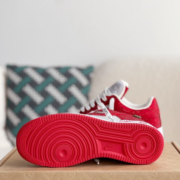 LOUIS VUITTON × NIKE AIR FORCE 1 SNEAKER