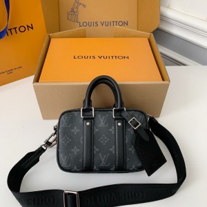 「#2029」Louis Vuitton AutumnWinter New NANO PORTE DOCUMENTS VOYAGE Handbag M82770, Top Quality