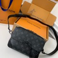 「#2030」Louis Vuitton AutumnWinter New STEAMER Black Flower Messenger Bag M46795, Top Quality