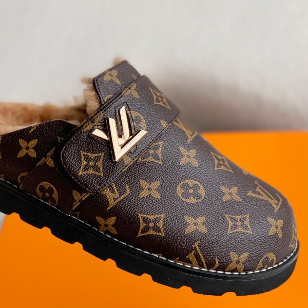 Louis Vuitton Easy Sandals